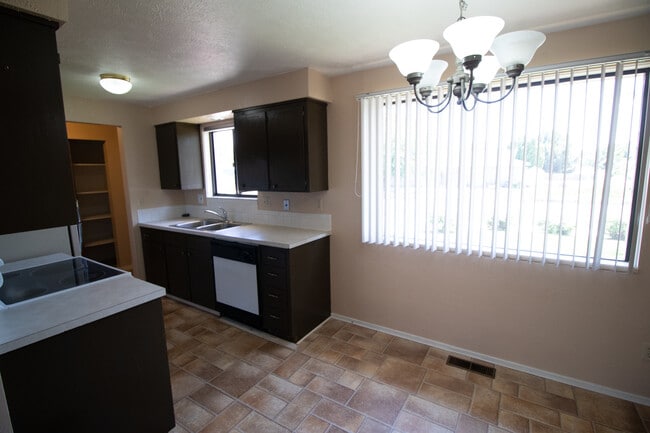 Foto del edificio - 889 NW 4th Ave