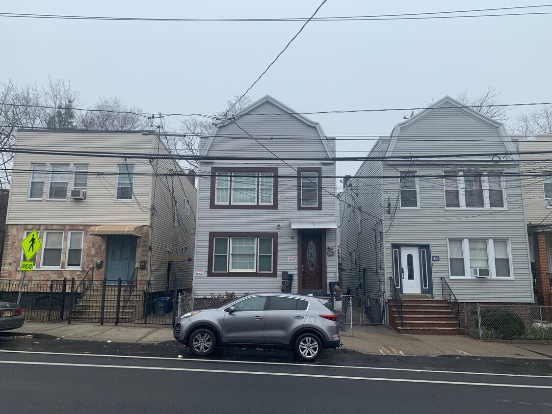 751 Garfield Ave Unit 2, Jersey City, NJ 07305 Apartments in Jersey