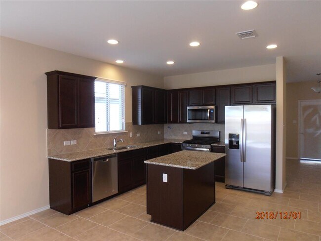 Building Photo - 2020 Cliffbrake Wy