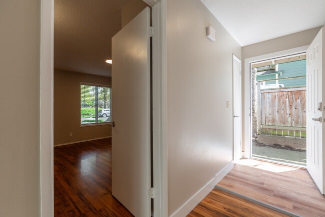 Foto del edificio - 2531 SE 27th Ave