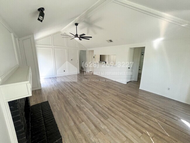 Foto del edificio - 11827 Garden Terrace Dr