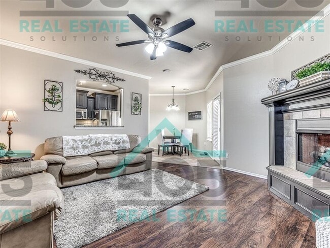 Building Photo - Amazing Rental in Choctaw
