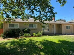 Building Photo - 2896 Kenco Ave