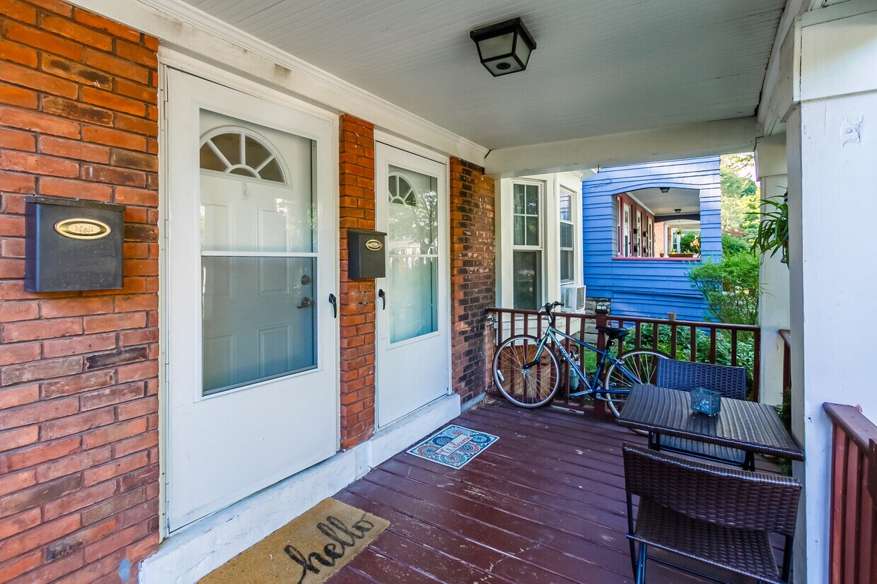 Porch entrance - 290 Field Street