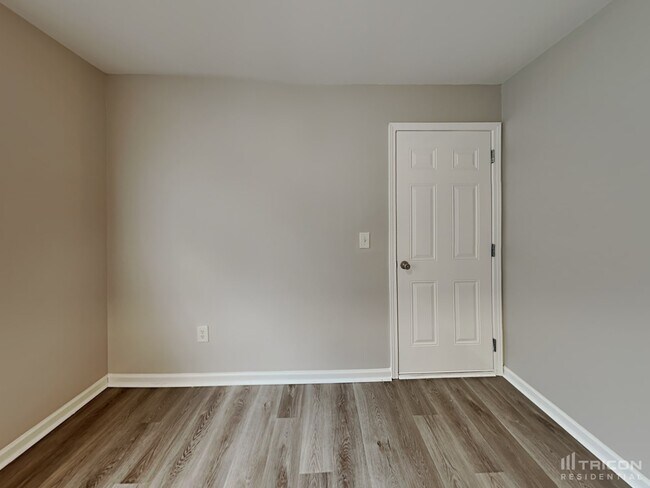 Foto del edificio - 31 Cole Meadows Pl