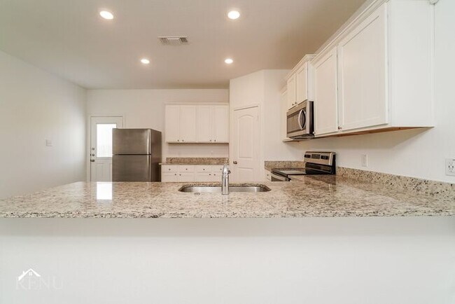 Foto del edificio - Coming Soon!