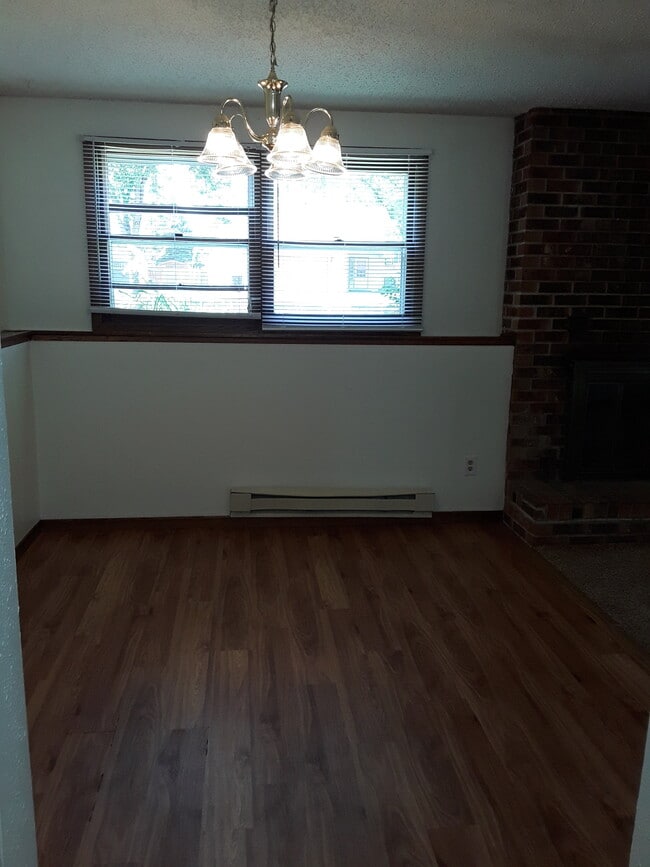 Dining - 1301 Rider Rd