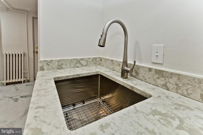 Foto del edificio - 118 W St NW