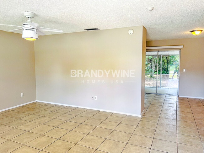 Building Photo - *** 1 month FREE RENT!!! ***