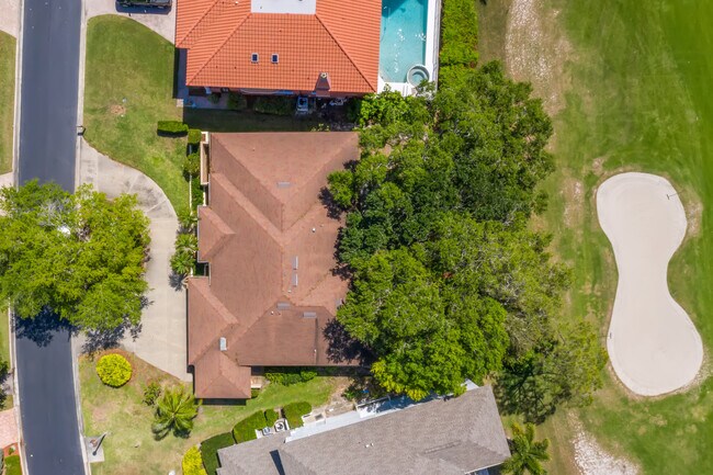 Foto del edificio - 6216 Fairway Bay Blvd S