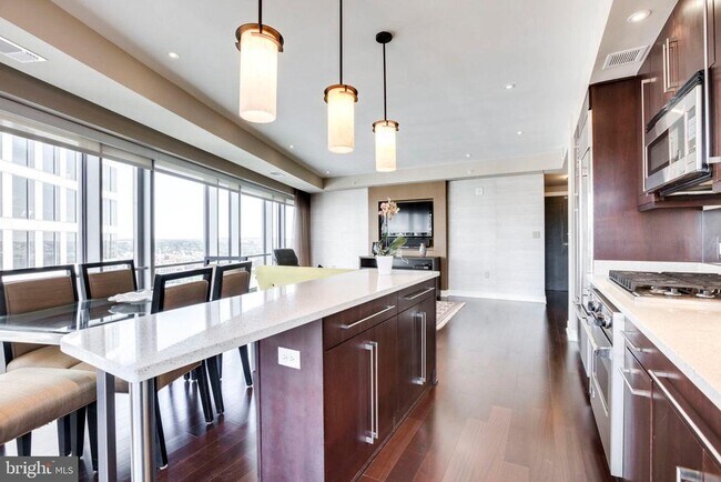 Foto del edificio - 1111 19th St N