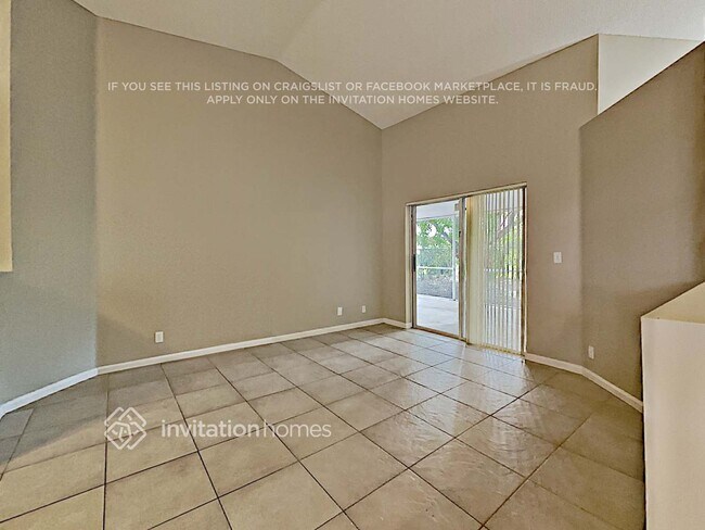 Foto del edificio - 5831 NW 40th Ln