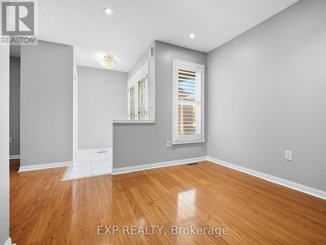 Building Photo - 48 Mt Ranier Crescent