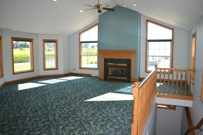 Foto del edificio - 7485 County Road K