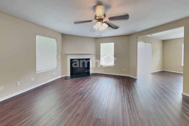 Building Photo - 1320 Perga Ct