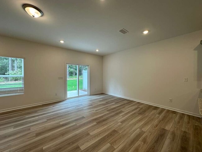 Building Photo - 3514 Nimbell Rd