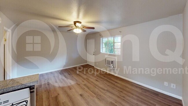 Foto del edificio - 825 N 2nd Ave