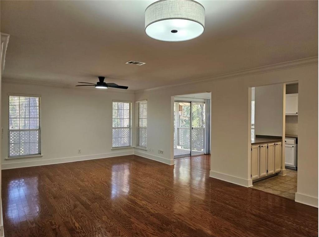 Primary Photo - 6822 Glenridge Dr