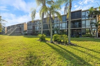 Building Photo - 612 Bird Bay Dr S