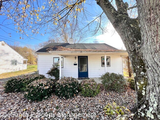 Building Photo - 2 br, 2 bath House - 1919 W. Washington St...