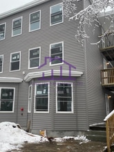 Building Photo - 163-165 Pine St