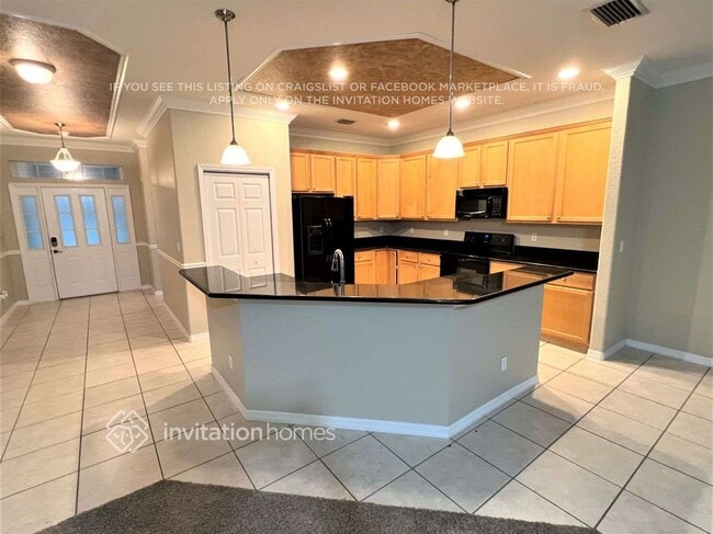 Building Photo - 10649 Masters Dr