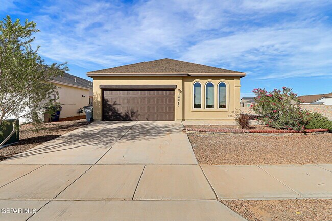 Foto del edificio - 14853 Tierra Escape Ave