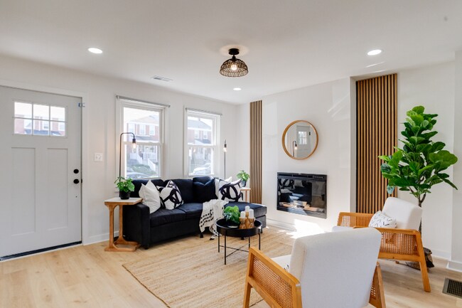 Foto del edificio - 1720 Wadsworth Way