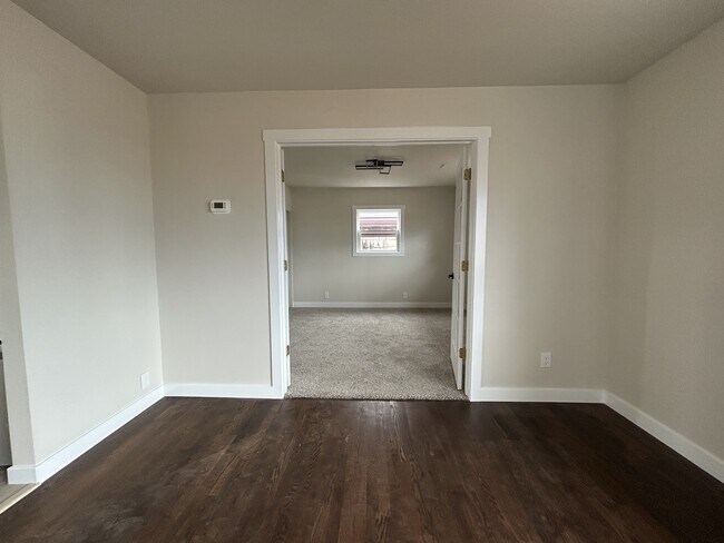 Foto del edificio - 1305 Rockwood Ave