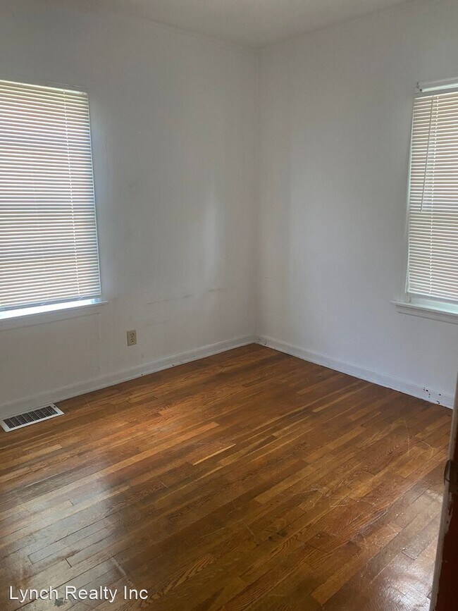 Foto del edificio - 3 br, 1 bath House - 302 Goode Street