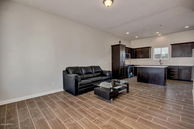 Interior Photo - Citrus on 37th Street