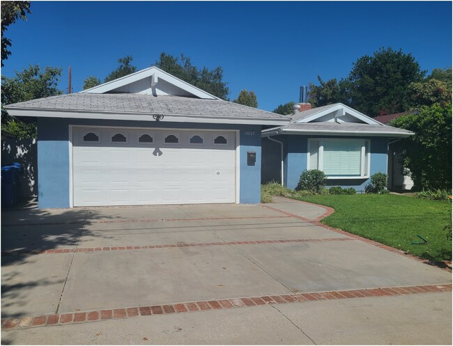 Foto del edificio - 19827 Arminta St