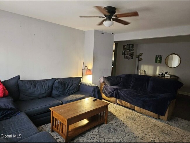 Foto del edificio - 3 9th St