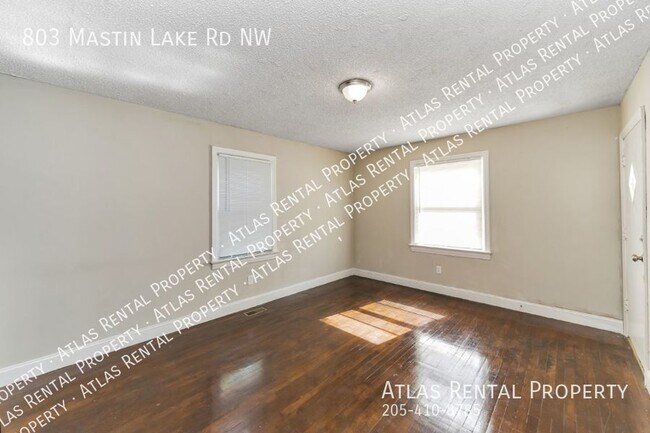 Building Photo - 803 Mastin Lk Rd NW
