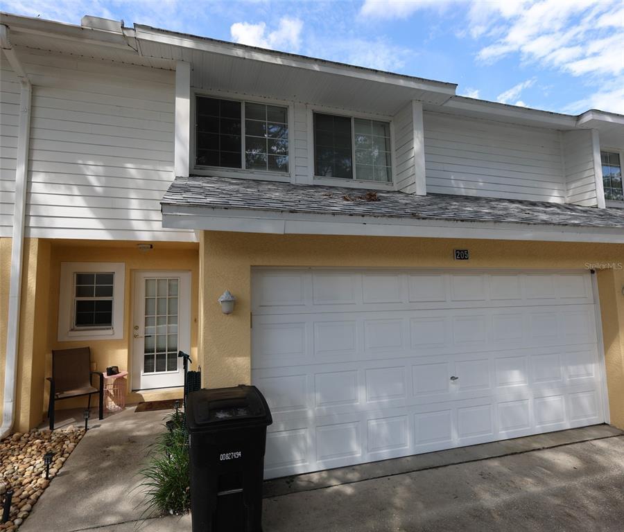 Foto principal - 1116 Sunset Point Rd