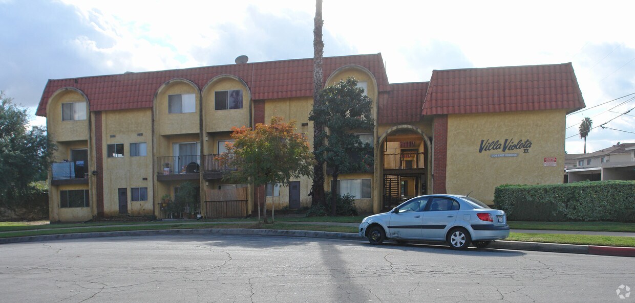 Foto del edificio - Villa Violeta Ii Apartments