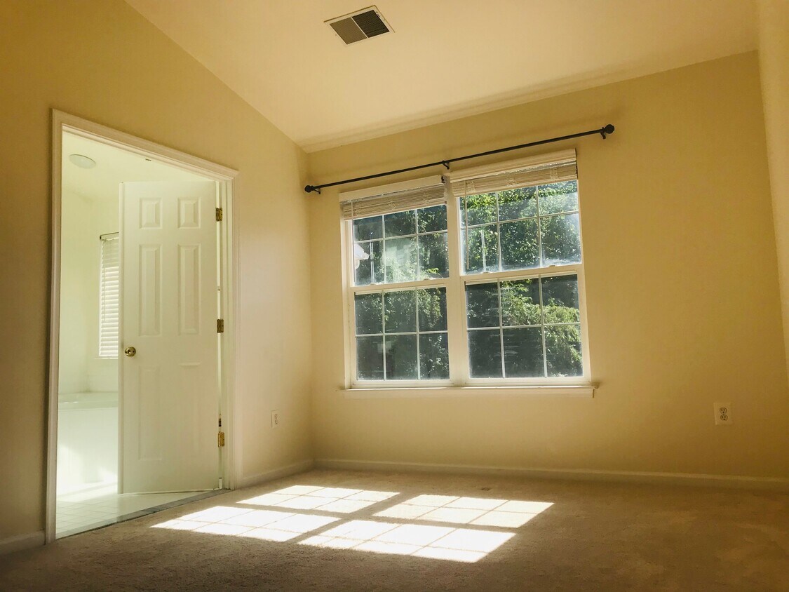 14510 Foolish Pleasure Rd, Boyds, MD 20841 Townhome Rentals in Boyds