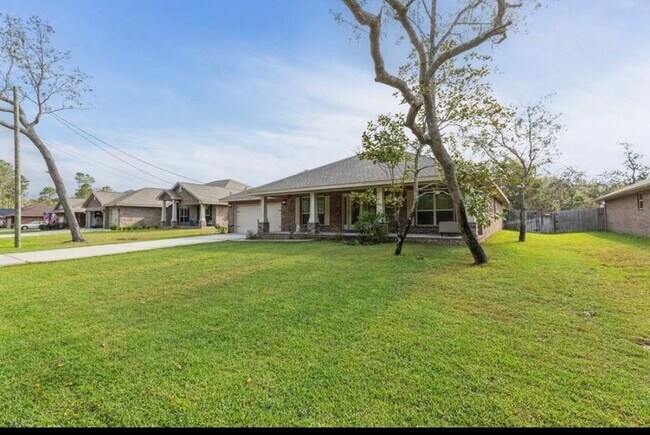 Foto del edificio - 3164 Hickory St