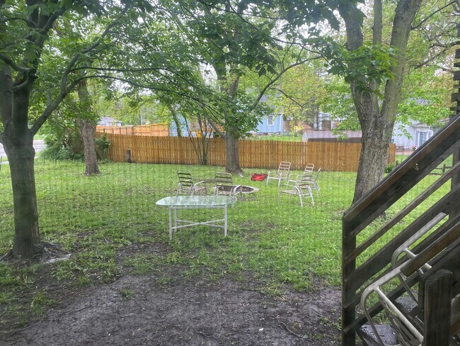 Foto del edificio - 1307 Iowa Cir