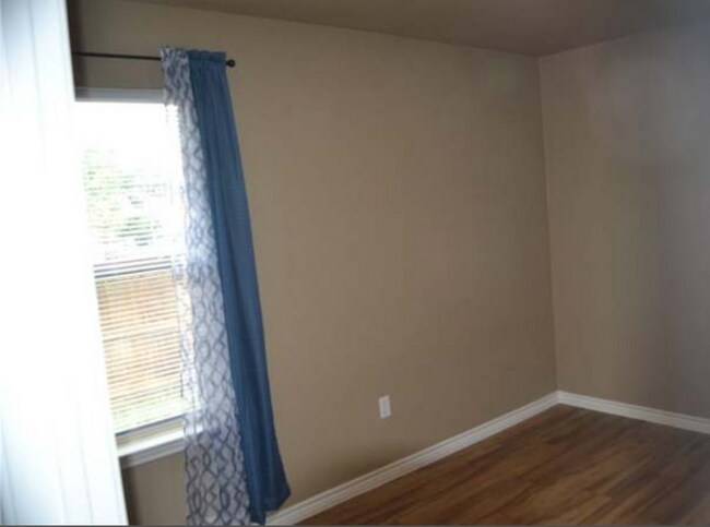 Foto del edificio - 1204 N 18th St