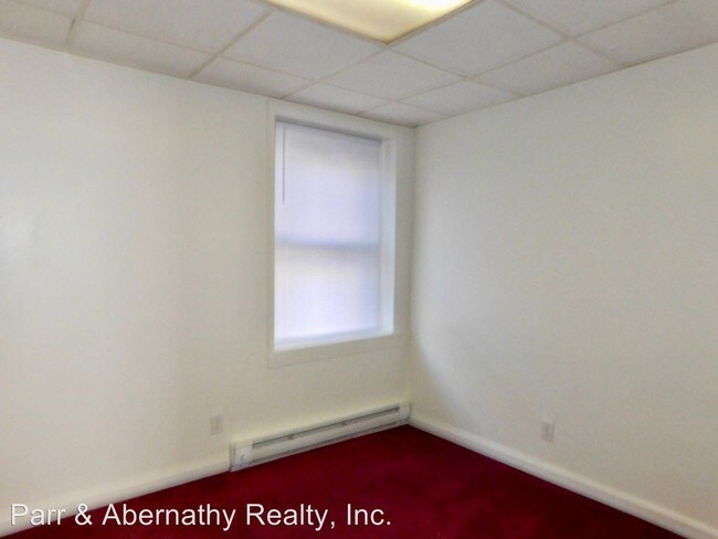 Building Photo - 3 br, 2 bath House - 601 E. Broadway Unit A