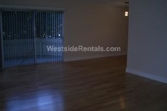 Primary Photo - 3625 Mentone Ave