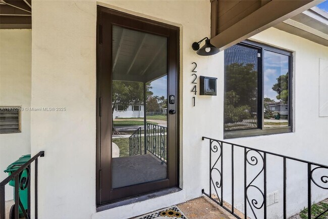 Foto del edificio - 2241 SW 82nd Pl