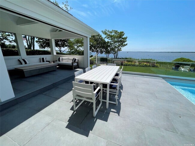 Foto del edificio - 53 Harbor Rd