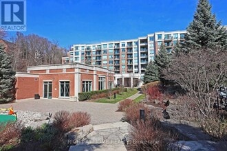 Building Photo - 38 William Carson Crescent