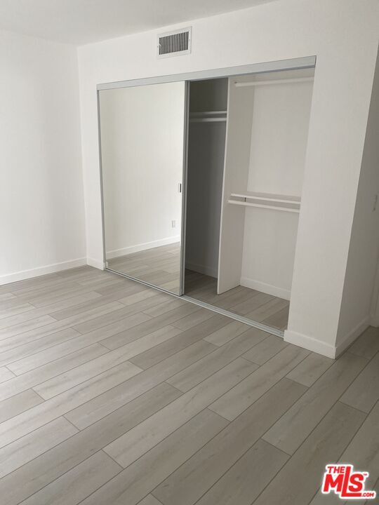 Foto del edificio - 13925 Sherman Way