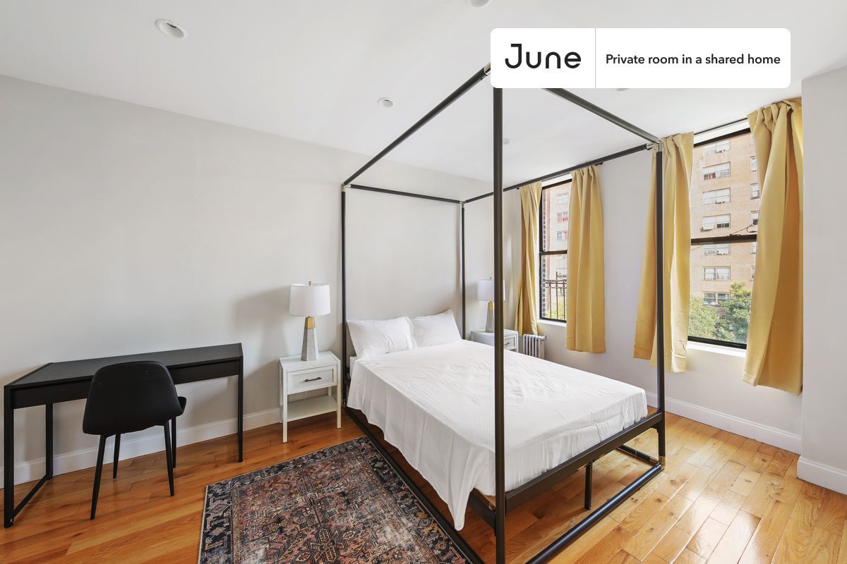 Primary Photo - Private bedroom in 4 bed/2 bath Home
