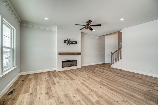 Building Photo - 12917 White Pine Way