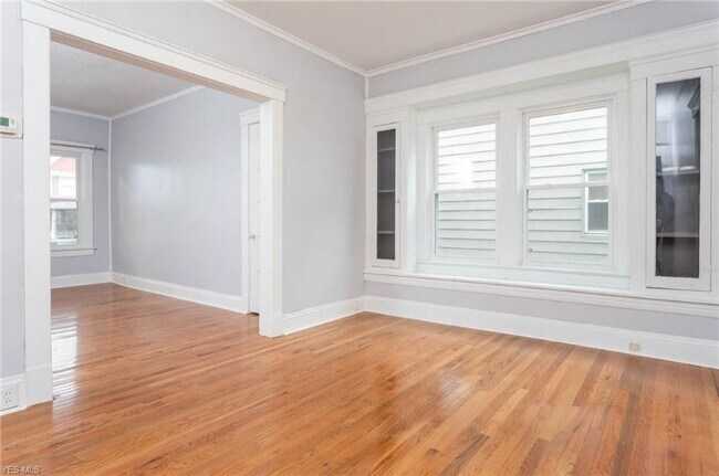 Foto del edificio - 1541 Lakewood Ave