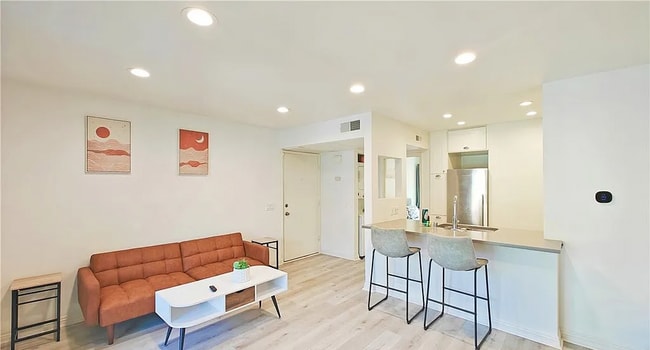 Discover this stunning 1-bedroom, 1-bath e... - Discover this stunning 1-bedroom, 1-bath e... Apartment